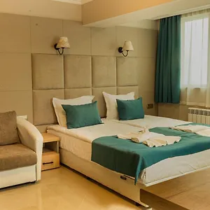 Vemara Boutique Hotel-free Parking *** Warna